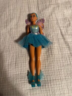 MGA Entertainment Dream Ella Color Change Surprise Fairy Wings Outfit Shoes